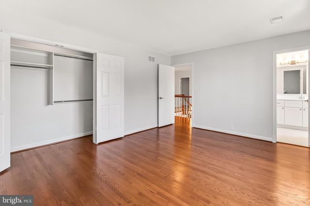 6294 DUNAWAY CT, Mclean, VA 22101