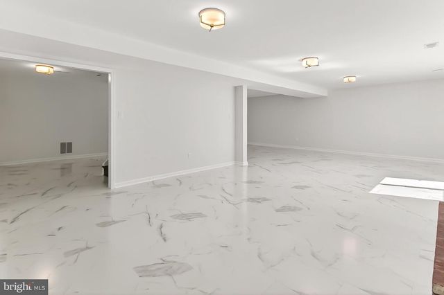 6294 DUNAWAY CT, Mclean, VA 22101