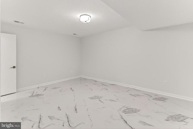 6294 DUNAWAY CT, Mclean, VA 22101