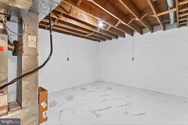 6294 DUNAWAY CT, Mclean, VA 22101