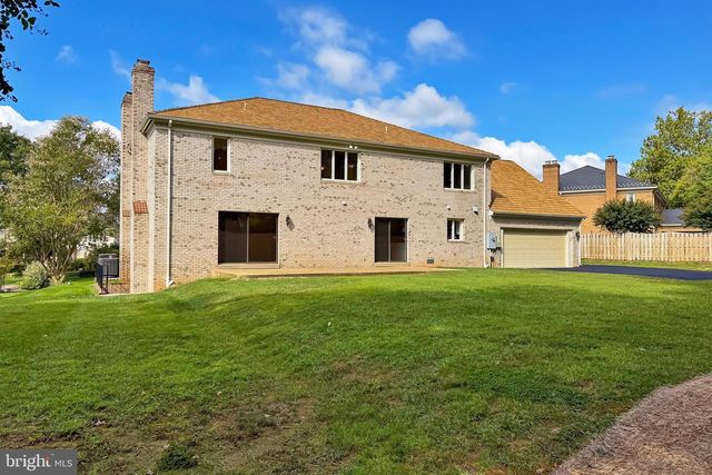 6294 DUNAWAY CT, Mclean, VA 22101