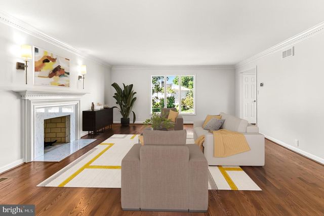 6294 DUNAWAY CT, Mclean, VA 22101