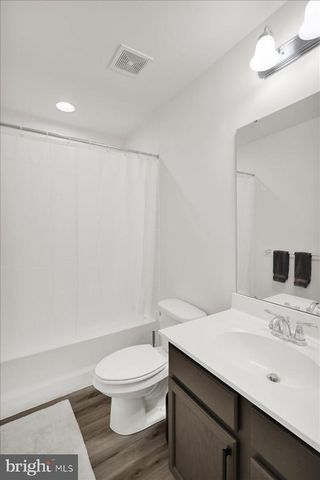 106 RAVEN CT, Gilbertsville, PA 19525