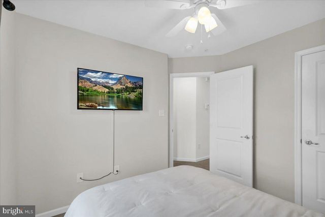 106 RAVEN CT, Gilbertsville, PA 19525