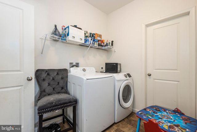 2036 PROUT FARM RD, Pottstown, PA 19464