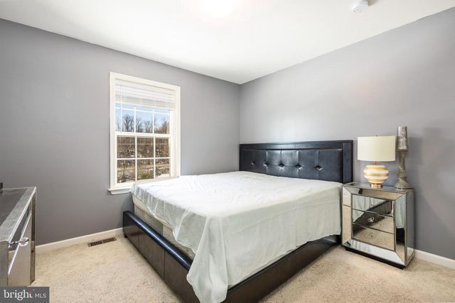 2036 PROUT FARM RD, Pottstown, PA 19464