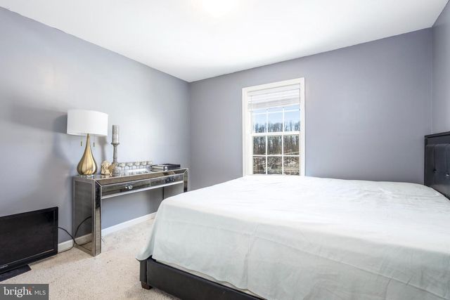 2036 PROUT FARM RD, Pottstown, PA 19464