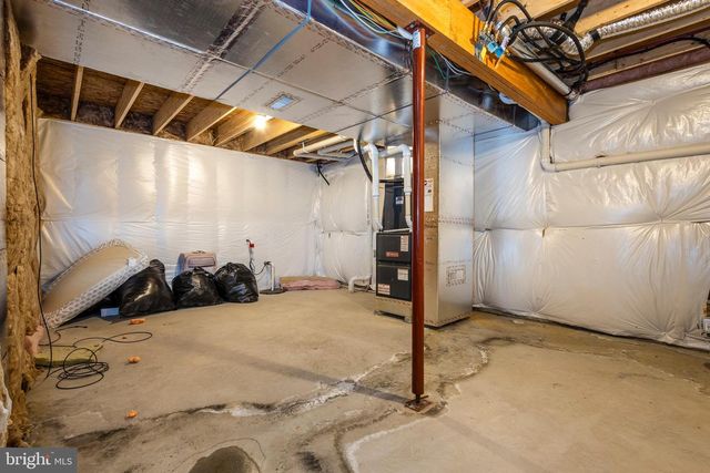 2036 PROUT FARM RD, Pottstown, PA 19464