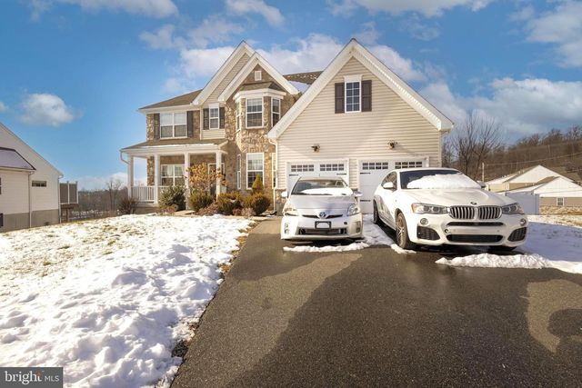 2036 PROUT FARM RD, Pottstown, PA 19464