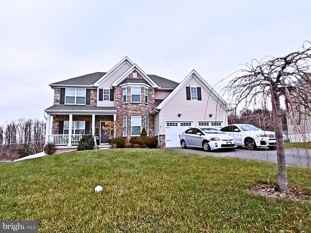 2036 PROUT FARM RD, Pottstown, PA 19464