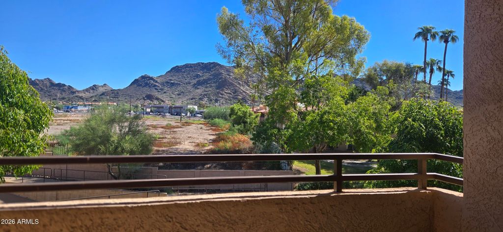 10410 N CAVE CREEK Road 2037, Phoenix, AZ 85020 — photo 2