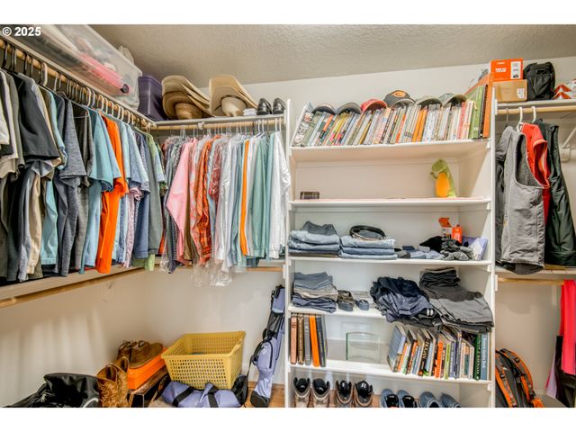 10380 Sw MADRID Loop, Wilsonville, OR 97070