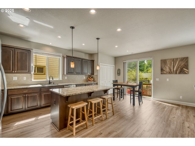 10380 Sw MADRID Loop, Wilsonville, OR 97070