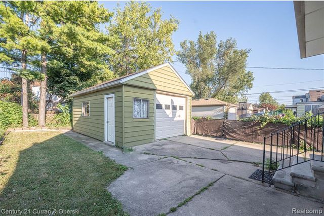 5000 Ternes Street, Dearborn, MI 48126