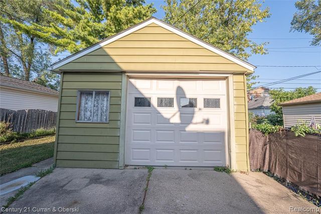 5000 Ternes Street, Dearborn, MI 48126