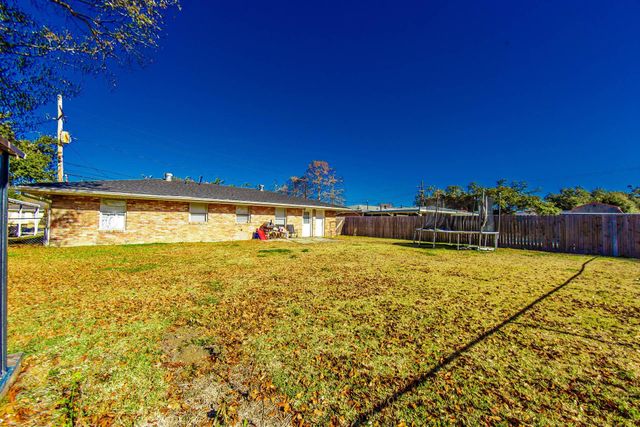 610 Collins St, Houma, LA 70364