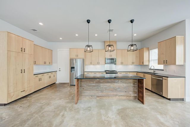 7710 Watson ST A, Austin, TX 78757