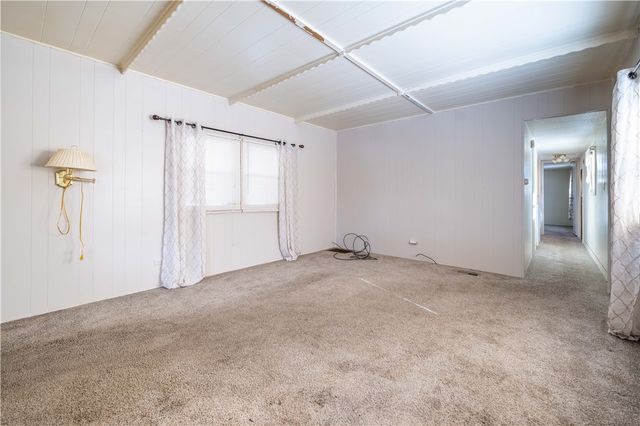 23 Lane B Lane, Coventry, RI 02816