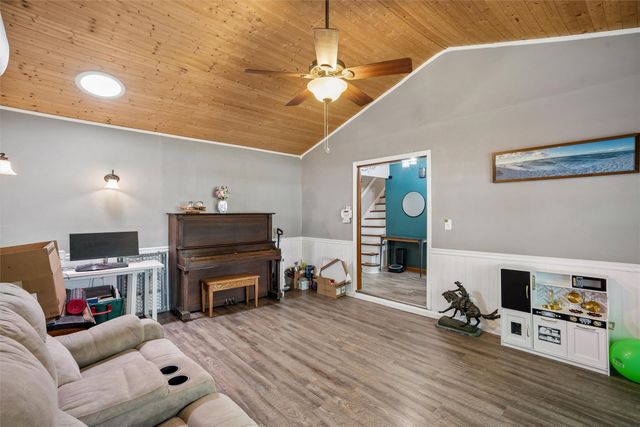 201 3rd Street NW, Mitchellville, IA 50169