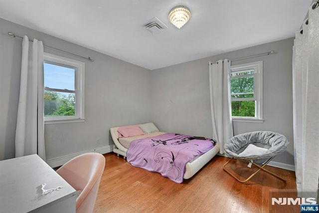 677 Taylor Avenue, Oradell, NJ 07649