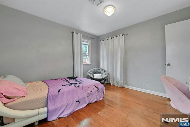677 Taylor Avenue, Oradell, NJ 07649