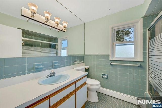 677 Taylor Avenue, Oradell, NJ 07649