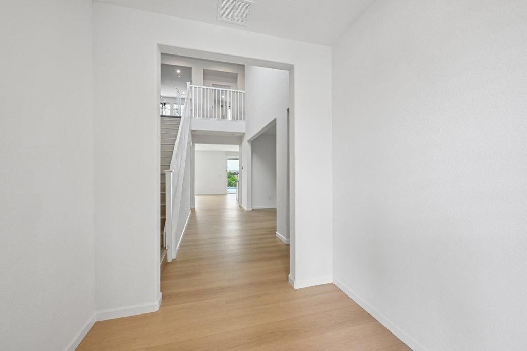 Image 18 of property listing at 2984 Ridgecrest Drive, Lincoln, CA 95648