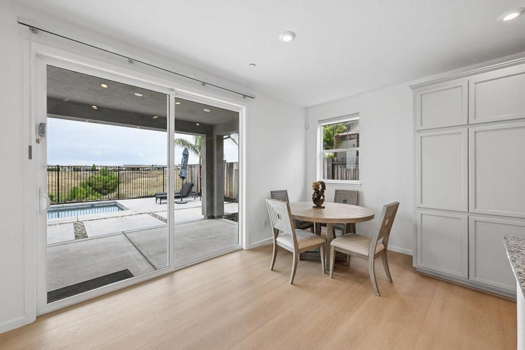 Image 27 of property listing at 2984 Ridgecrest Drive, Lincoln, CA 95648