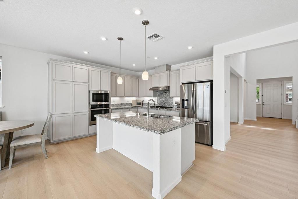 Image 31 of property listing at 2984 Ridgecrest Drive, Lincoln, CA 95648