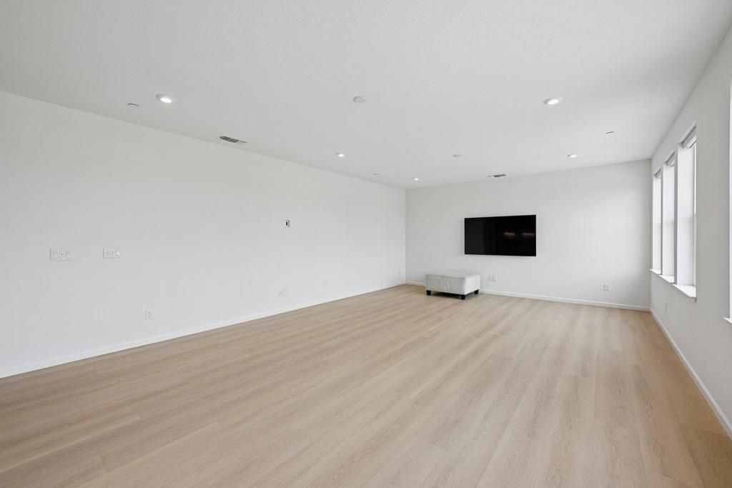 Image 36 of property listing at 2984 Ridgecrest Drive, Lincoln, CA 95648