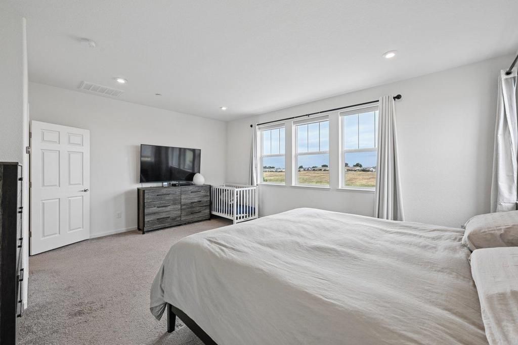 Image 42 of property listing at 2984 Ridgecrest Drive, Lincoln, CA 95648