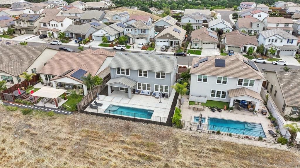 Image 5 of property listing at 2984 Ridgecrest Drive, Lincoln, CA 95648