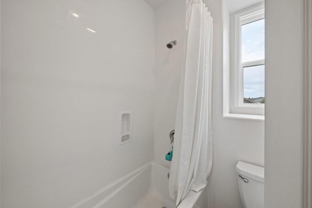 Image 57 of property listing at 2984 Ridgecrest Drive, Lincoln, CA 95648