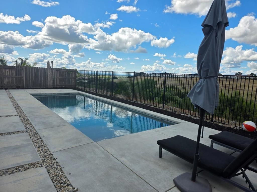 Image 8 of property listing at 2984 Ridgecrest Drive, Lincoln, CA 95648