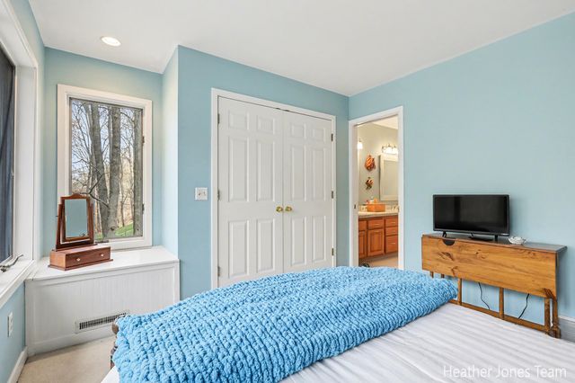 10288 Hathaway Drive, Eureka Twp, MI 48838