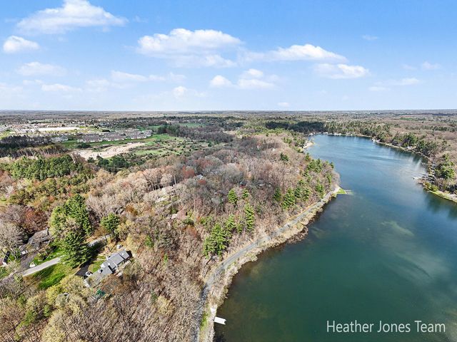 10288 Hathaway Drive, Eureka Twp, MI 48838