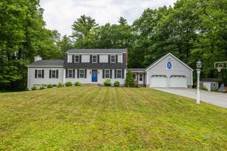 39 Lantern Lane, Hooksett, NH 03106