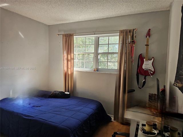 10816 SW 75th St, Miami, FL 33173