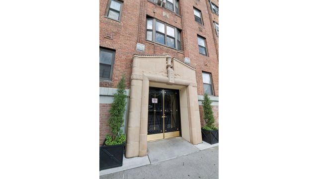 255 Cabrini Blvd Apt 6G, New York City, NY 10040