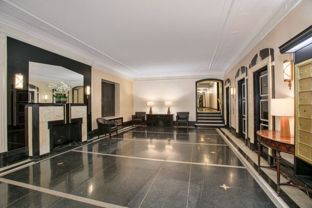 255 Cabrini Blvd Apt 6G, New York City, NY 10040