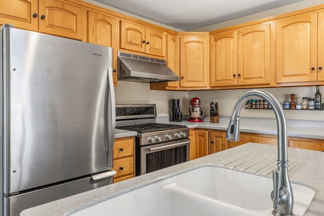 37 Washington Street A, Exeter, NH 03833