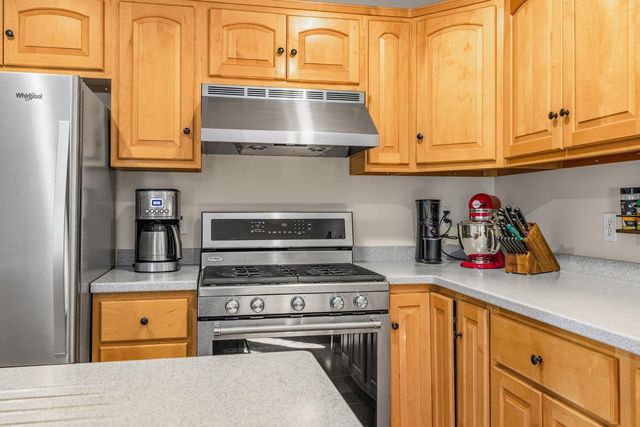 37 Washington Street A, Exeter, NH 03833