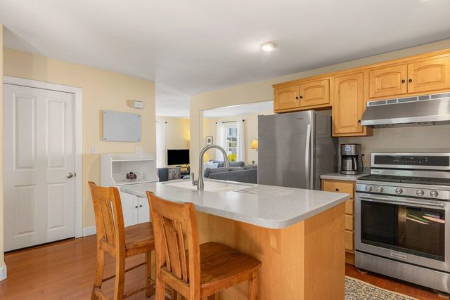 37 Washington Street A, Exeter, NH 03833