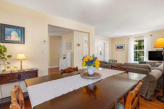 37 Washington Street A, Exeter, NH 03833