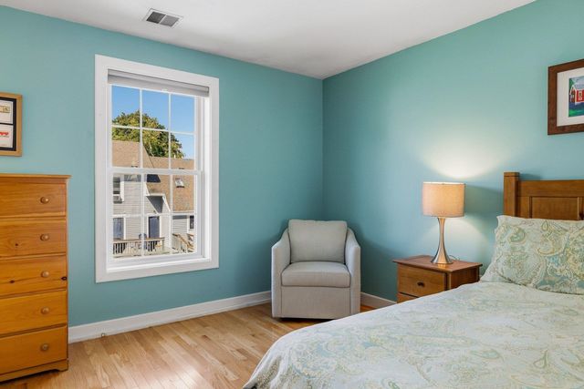 37 Washington Street A, Exeter, NH 03833
