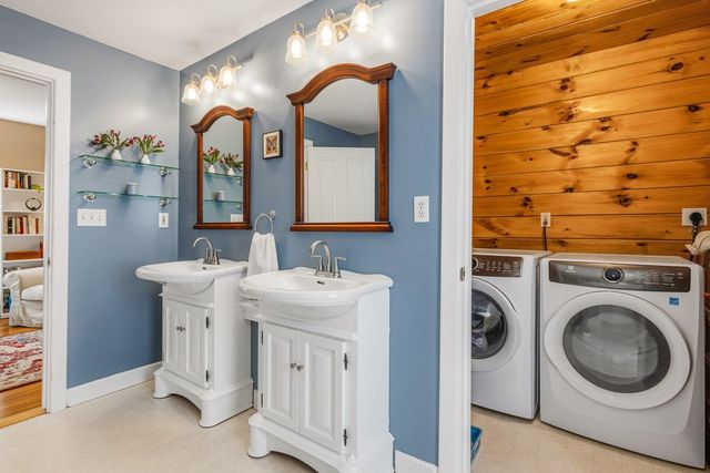 37 Washington Street A, Exeter, NH 03833