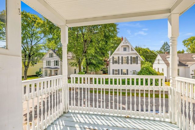 37 Washington Street A, Exeter, NH 03833