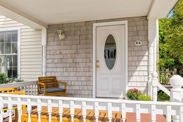 37 Washington Street A, Exeter, NH 03833