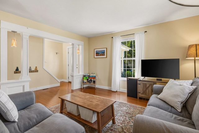 37 Washington Street A, Exeter, NH 03833