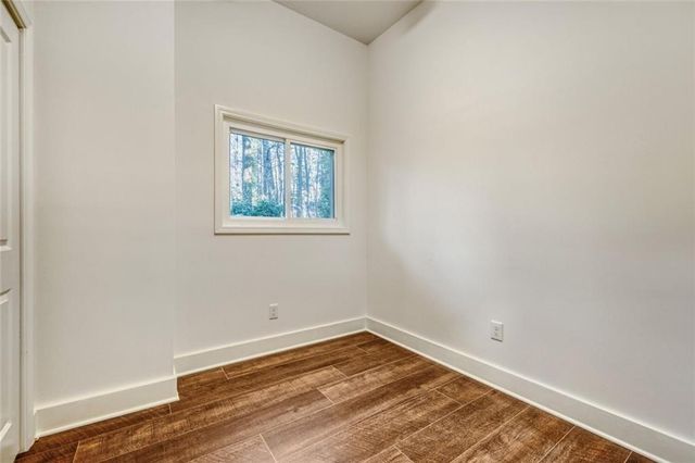 95 Lake Top Court, Roswell, GA 30076